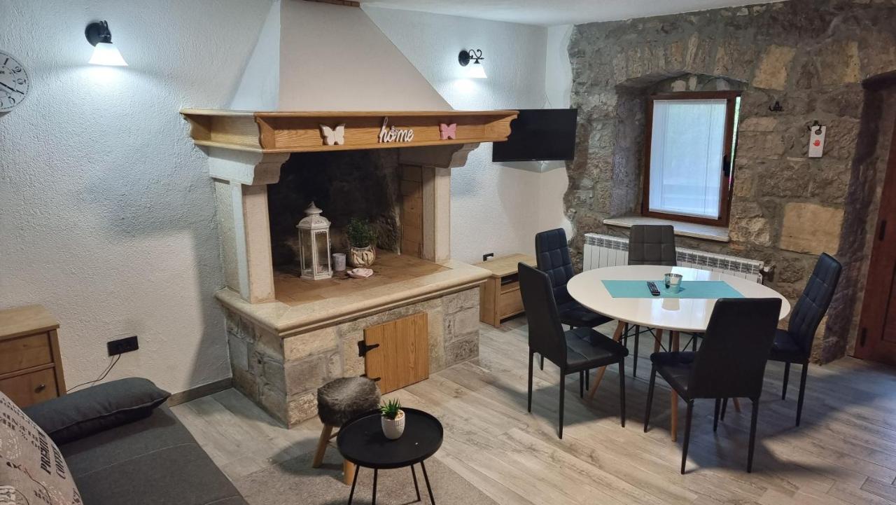 Villa Kos Lupoglav  Экстерьер фото
