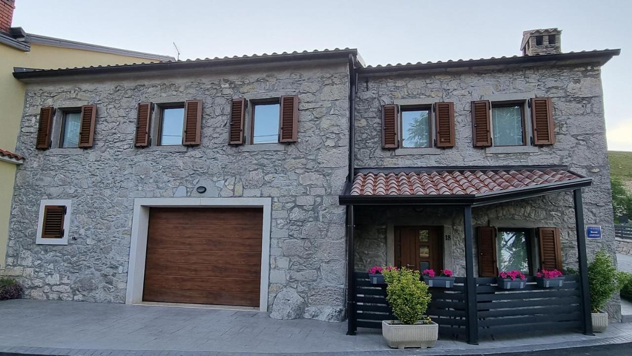 Villa Kos Lupoglav  Экстерьер фото