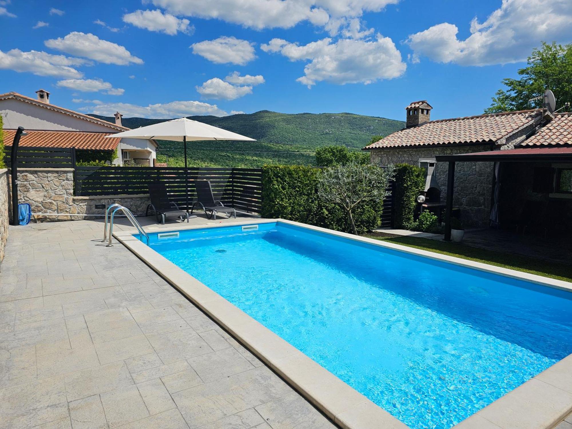 Villa Kos Lupoglav  Экстерьер фото