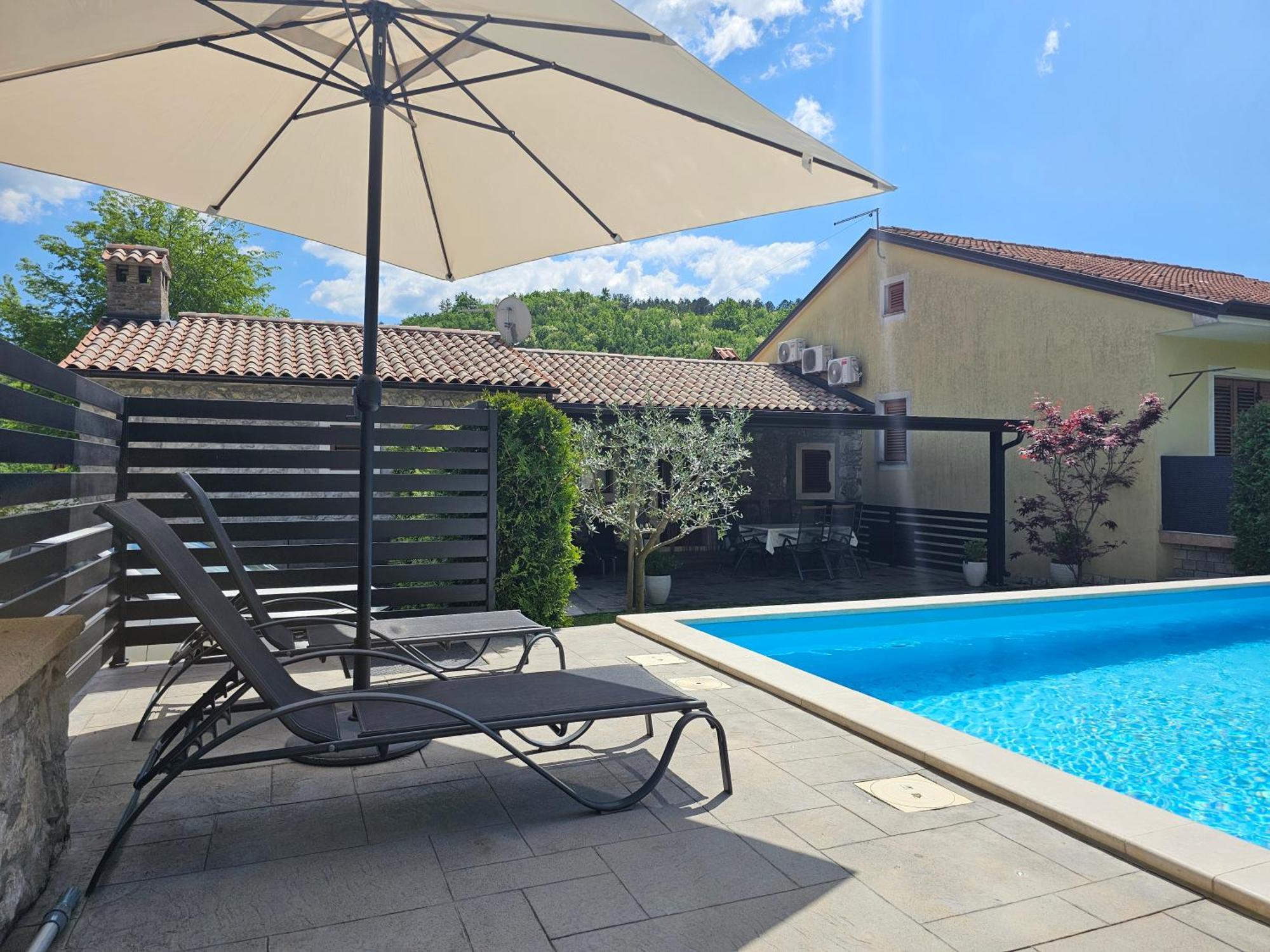 Villa Kos Lupoglav  Экстерьер фото