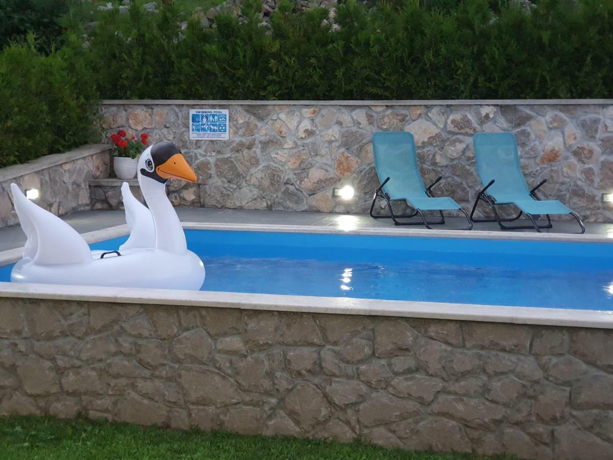 Villa Kos Lupoglav  Экстерьер фото